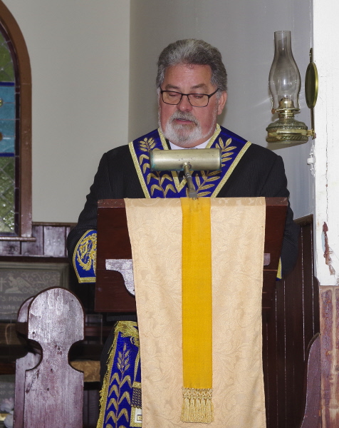 R.W. Bro. James A. Lee, DDGM, at the lectern
